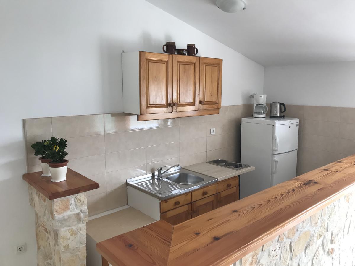 Ivancica Apartments Tisno Exterior photo